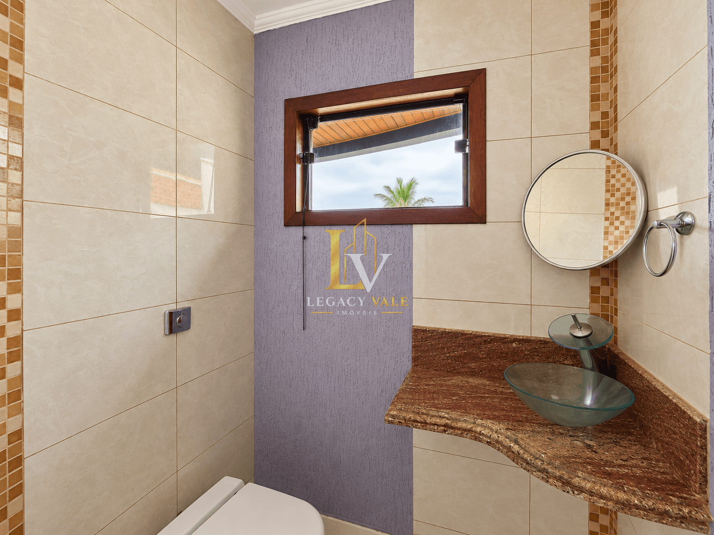 SOBRADO ESTILO CHÁCARA NO MONTE BELO - TAUBATÉ - 378M²