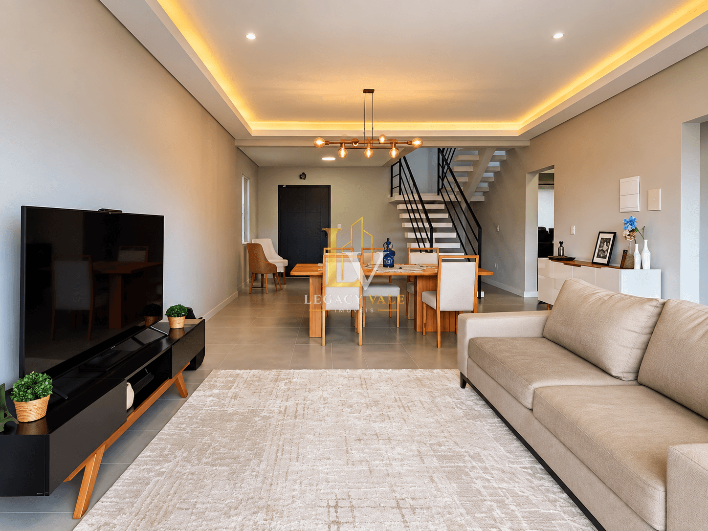 SOBRADO NO CONDOMÍNIO RESERVA RUDÁ - SÃO JOSÉ DOS CAMPOS - 183M²
