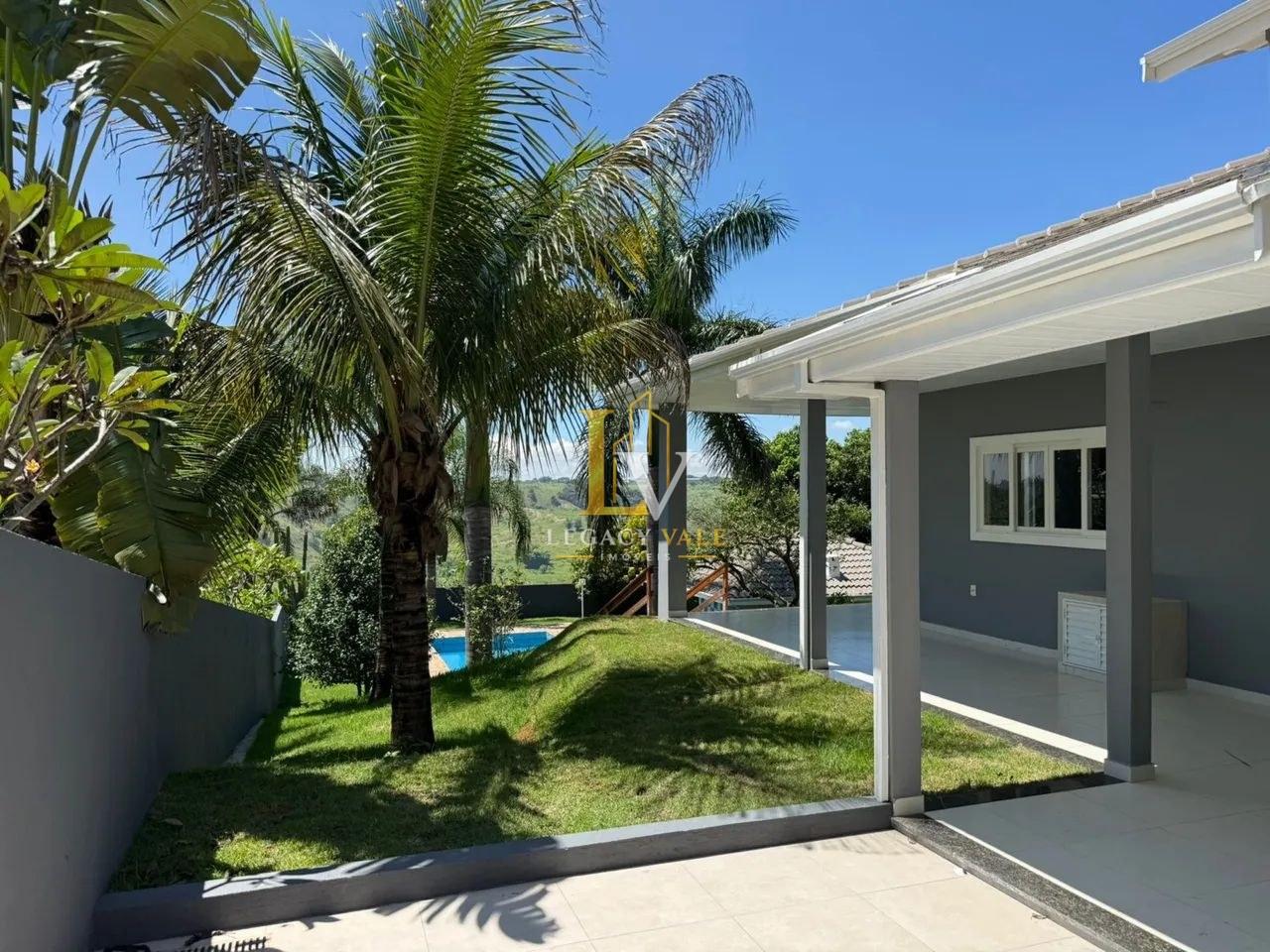 CASA EM CONDOMÍNIO MIRANTE DO VALE - JACAREÍ - 300M²