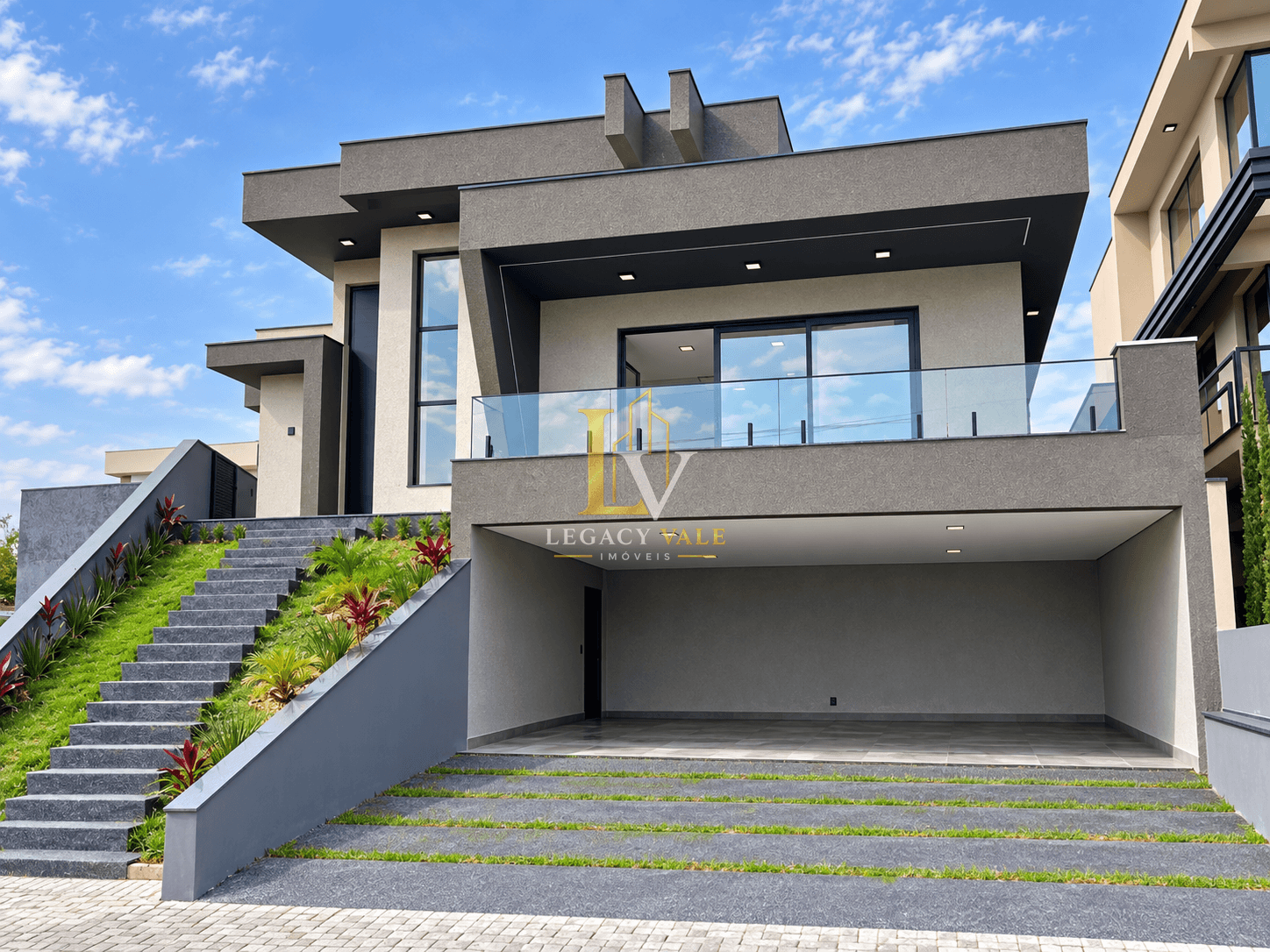 CASA ALTO PADRÃO NO CONDOMÍNIO SANTA MÔNICA - CAÇAPAVA - 320M²