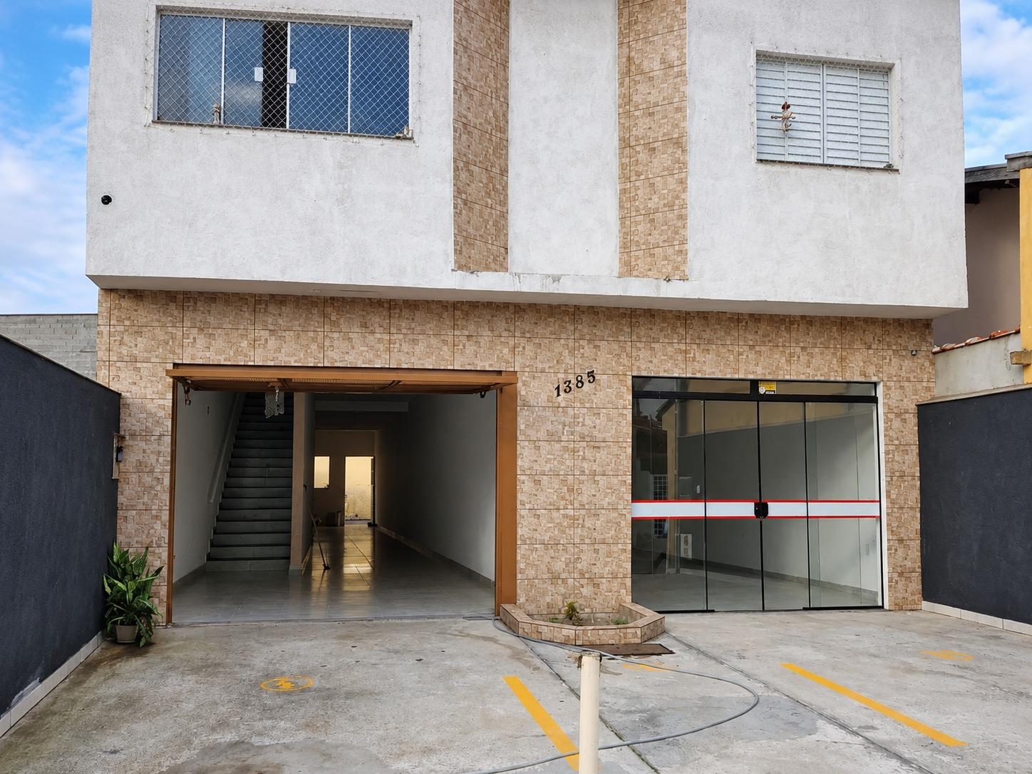 IMÓVEL COM SALÃO COMERCIAL E 2 APARTAMENTOS - JARDIM GURILÂNDIA, TAUBATÉ - 275M²