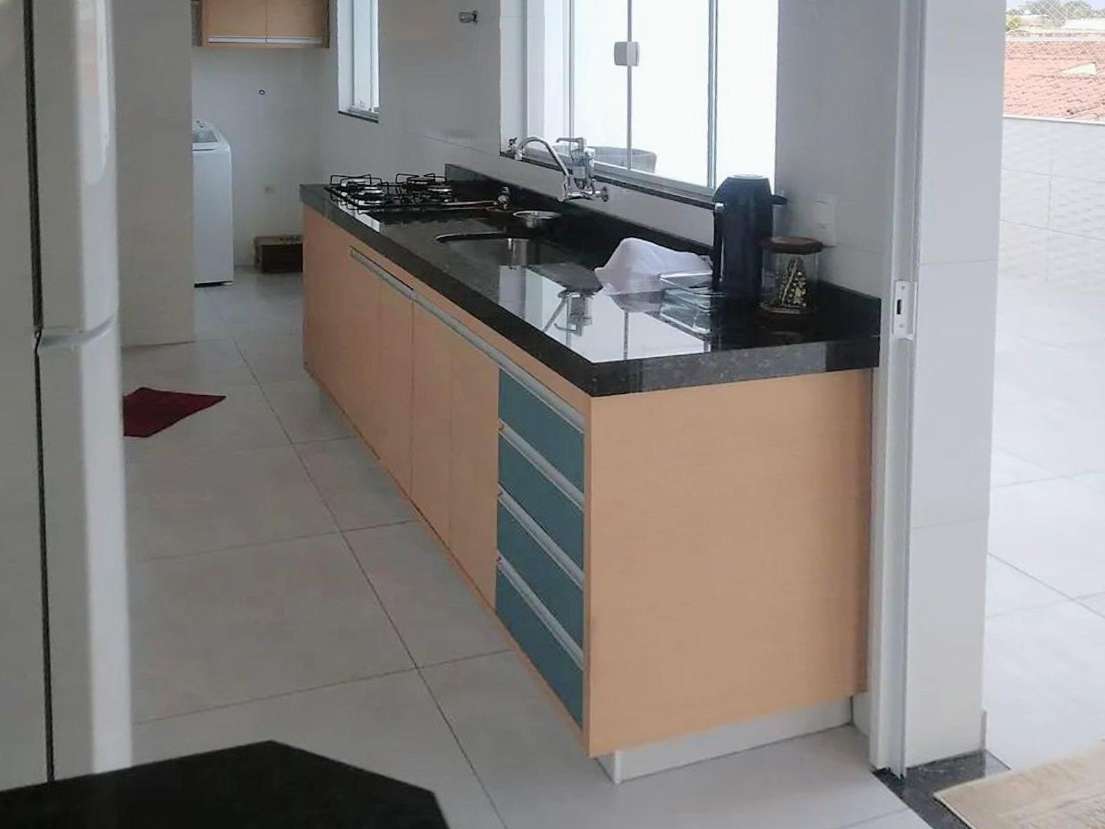 IMÓVEL COM SALÃO COMERCIAL E 2 APARTAMENTOS - JARDIM GURILÂNDIA, TAUBATÉ - 275M²