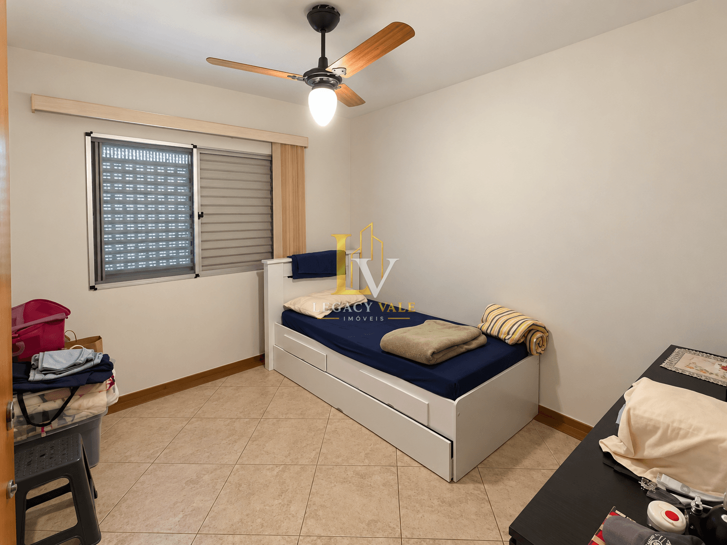 APARTAMENTO EM CONDOMÍNIO CLUBE NA VILA PARAÍSO - CAÇAPAVA - 78M²