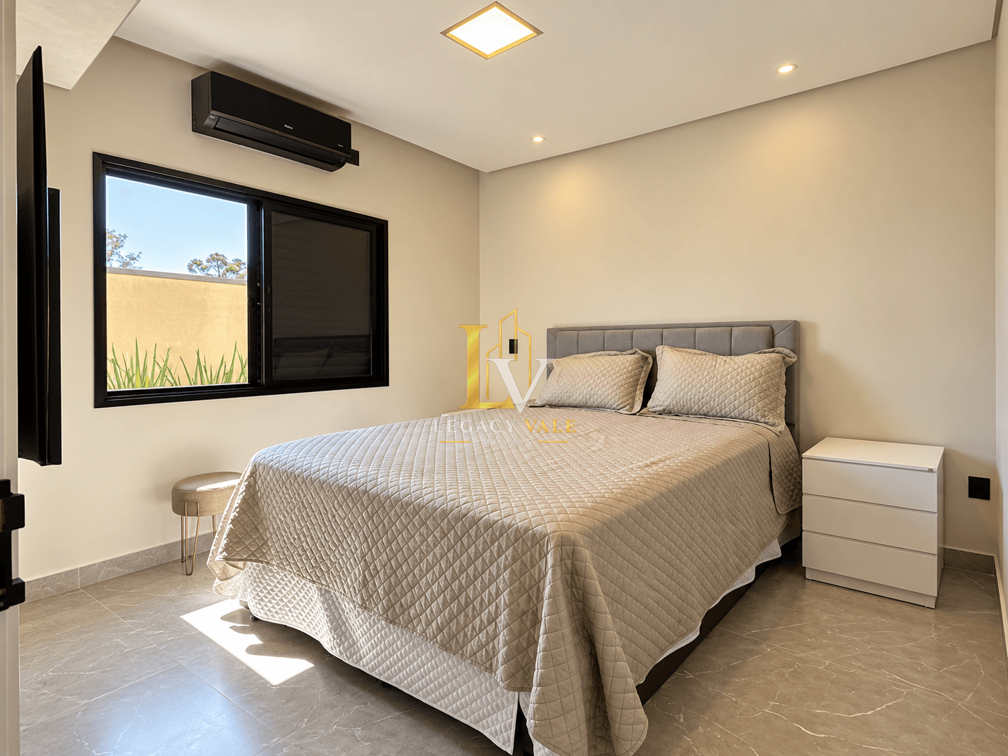 CASA TÉRREA NO CONDOMÍNIO VEREDA DOS CAMPOS - SÃO JOSÉ DOS CAMPOS - 140M²