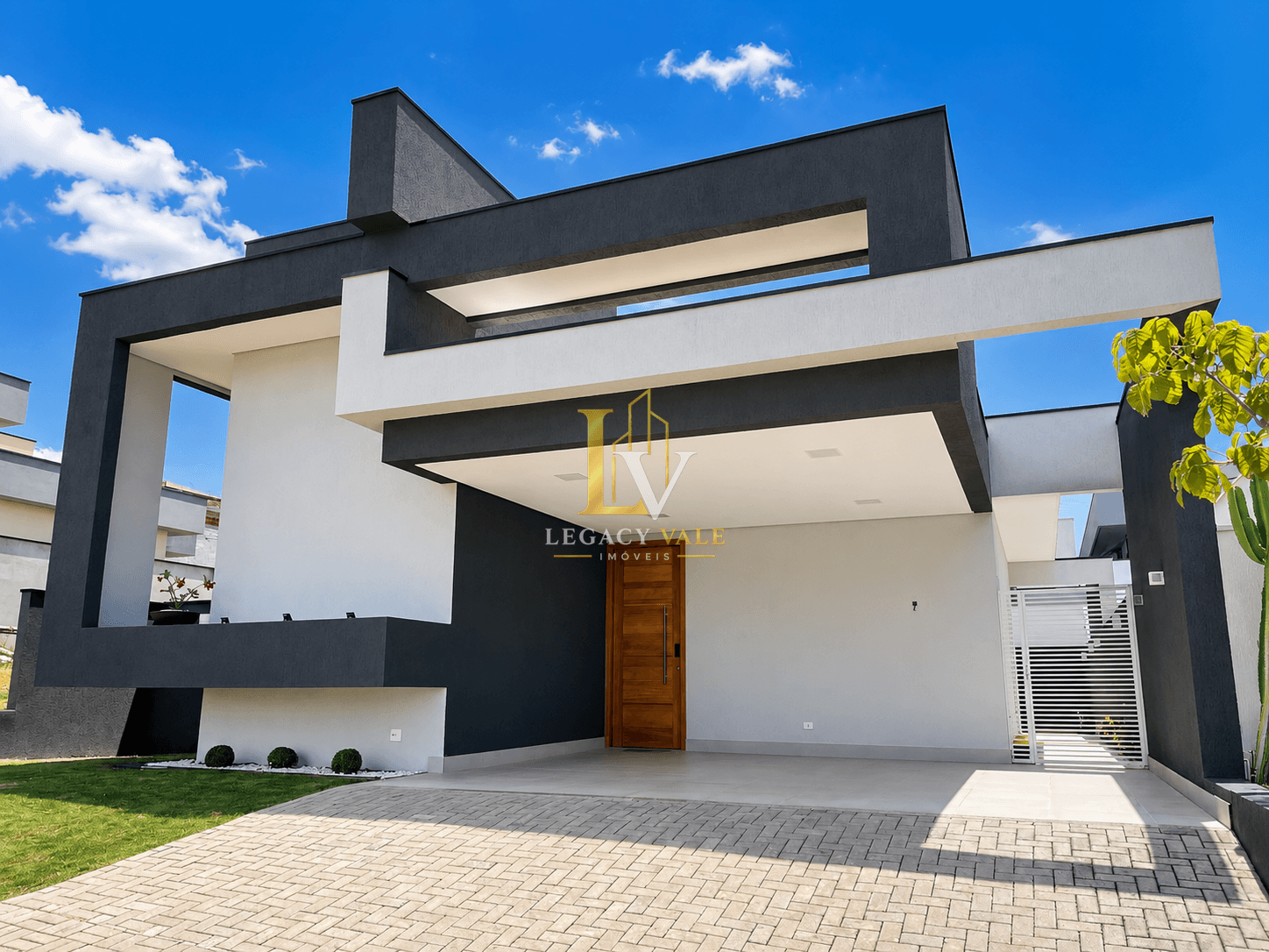 CASA A VENDA EM CONDOMÍNIO - TERRAS DO VALE - 150M²