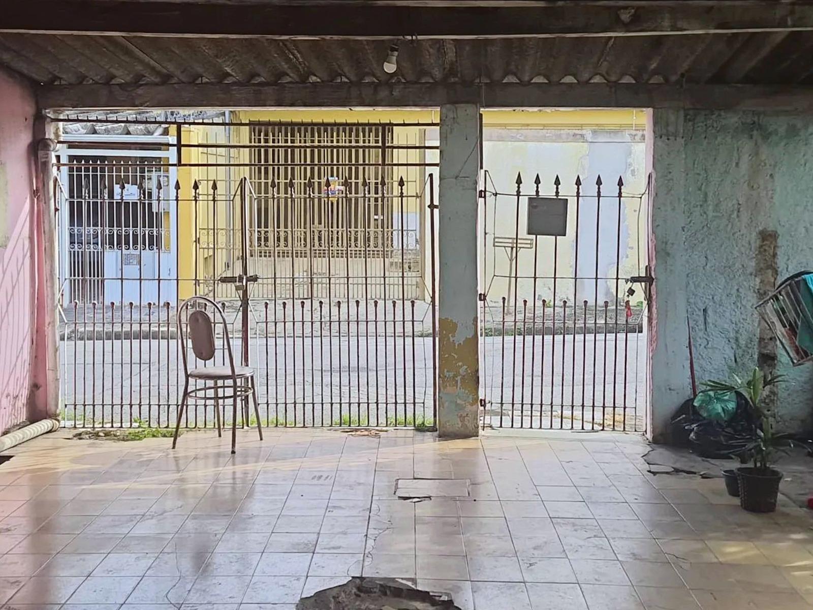 CASA NA VILA REZENDE - TAUBATÉ - TERRENO 200M²