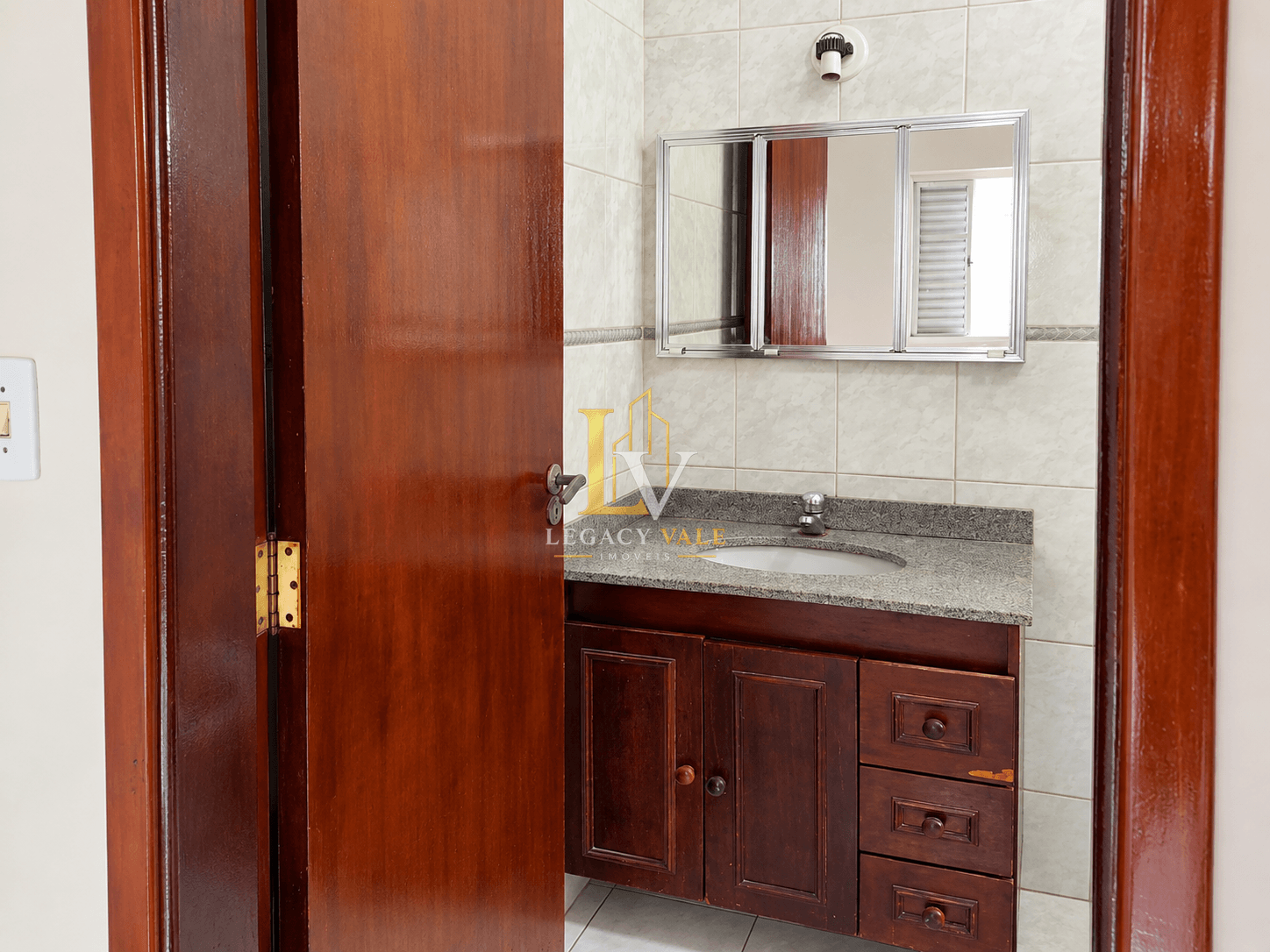 CASA NO JARDIM PRIMAVERA - CAÇAPAVA - 104M²