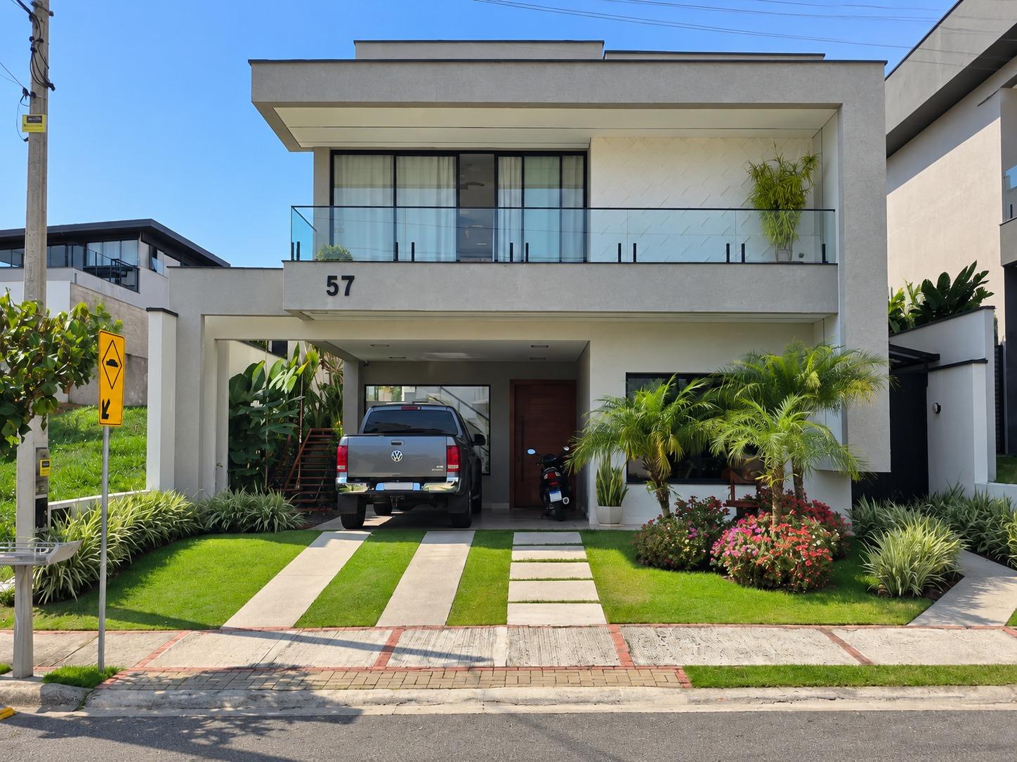 CASA EM CONDOMÍNIO NA FAZENDA CASA GRANDE - TAUBATÉ - 280M²