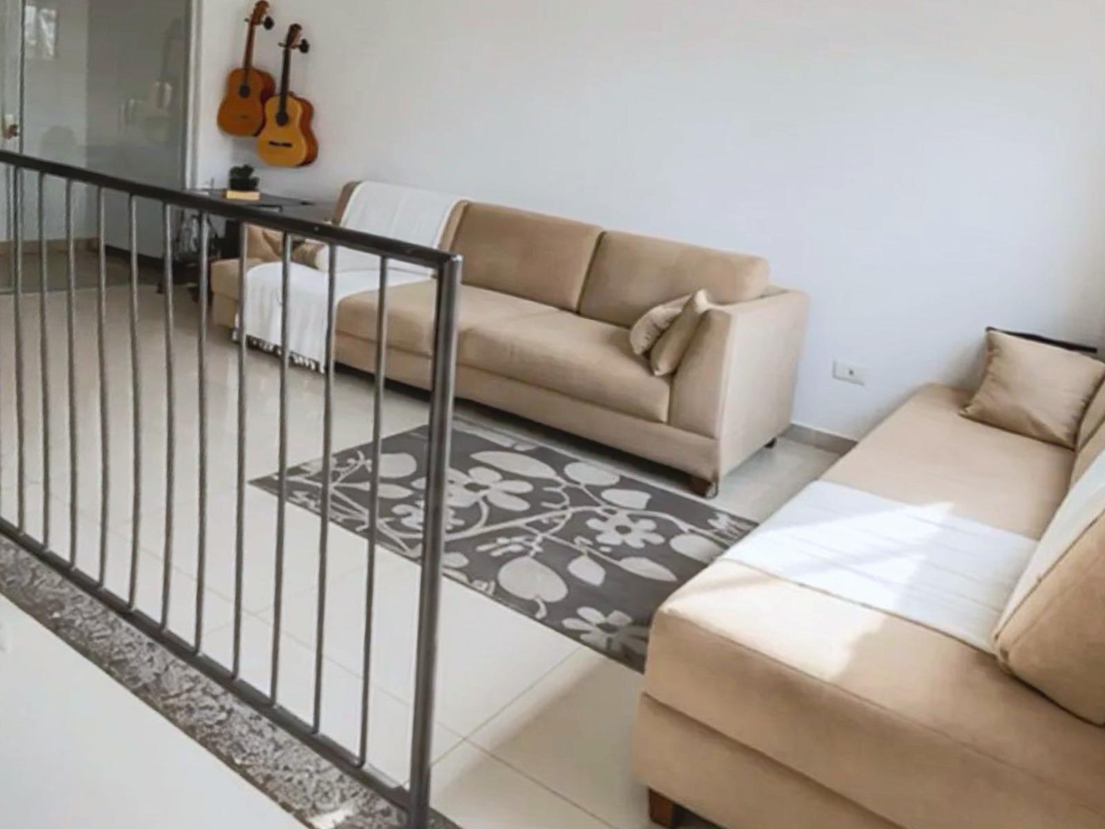 SOBRADO NOVO NO JARDIM DAS NAÇÕES - TAUBATÉ - 180M²