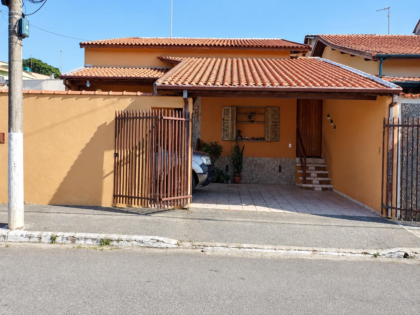 CASA NO JARDIM MARIA CÂNDIDA - CAÇAPAVA - 190M²