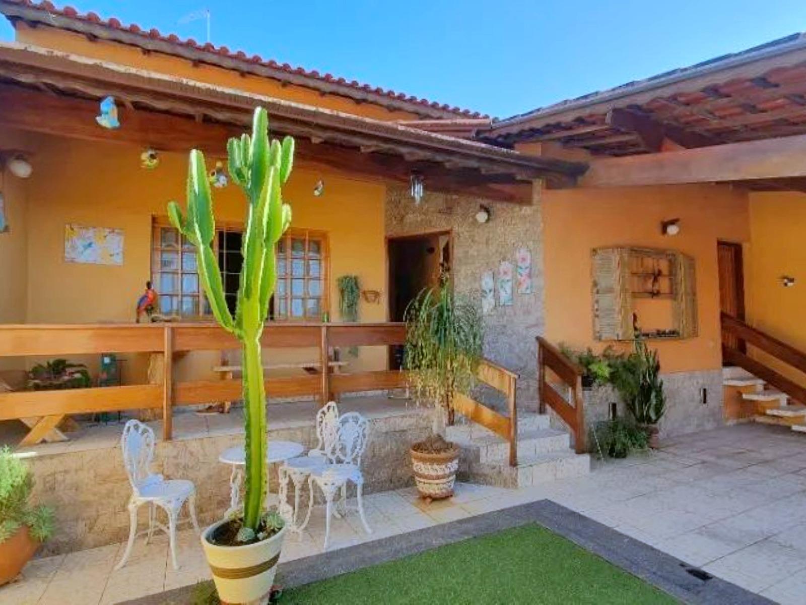 CASA NO JARDIM MARIA CÂNDIDA - CAÇAPAVA - 190M²
