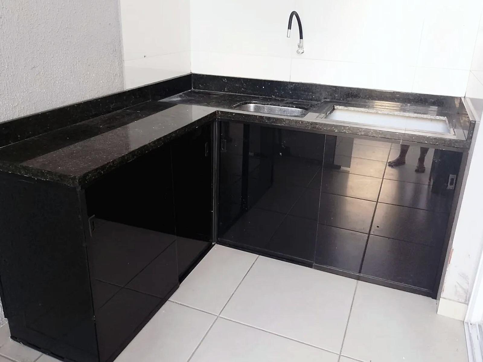 SOBRADO DE ESQUINA - JARDIM AMÁLIA, CAÇAPAVA - 78M²