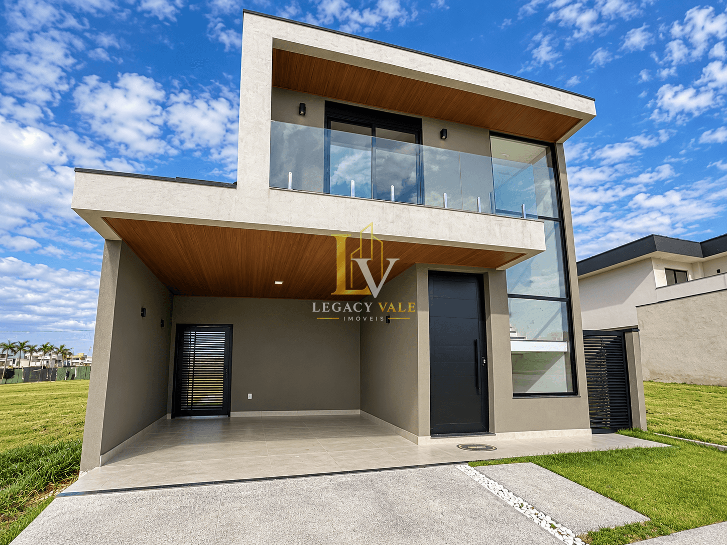 SOBRADO NOVO NO CONDOMÍNIO VEREDA DOS CAMPOS - LOTEAMENTO FAZENDA RONDA - SÃO JOSÉ DOS CAMPOS - 253M²