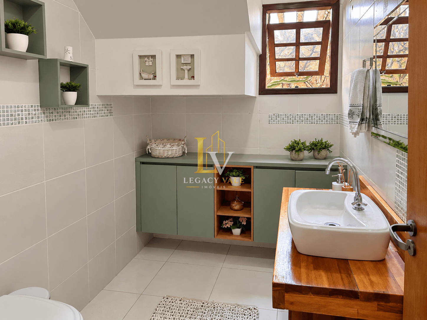 SOBRADO NO ESPLANADA INDEPENDÊNCIA - TAUBATÉ - 235M²