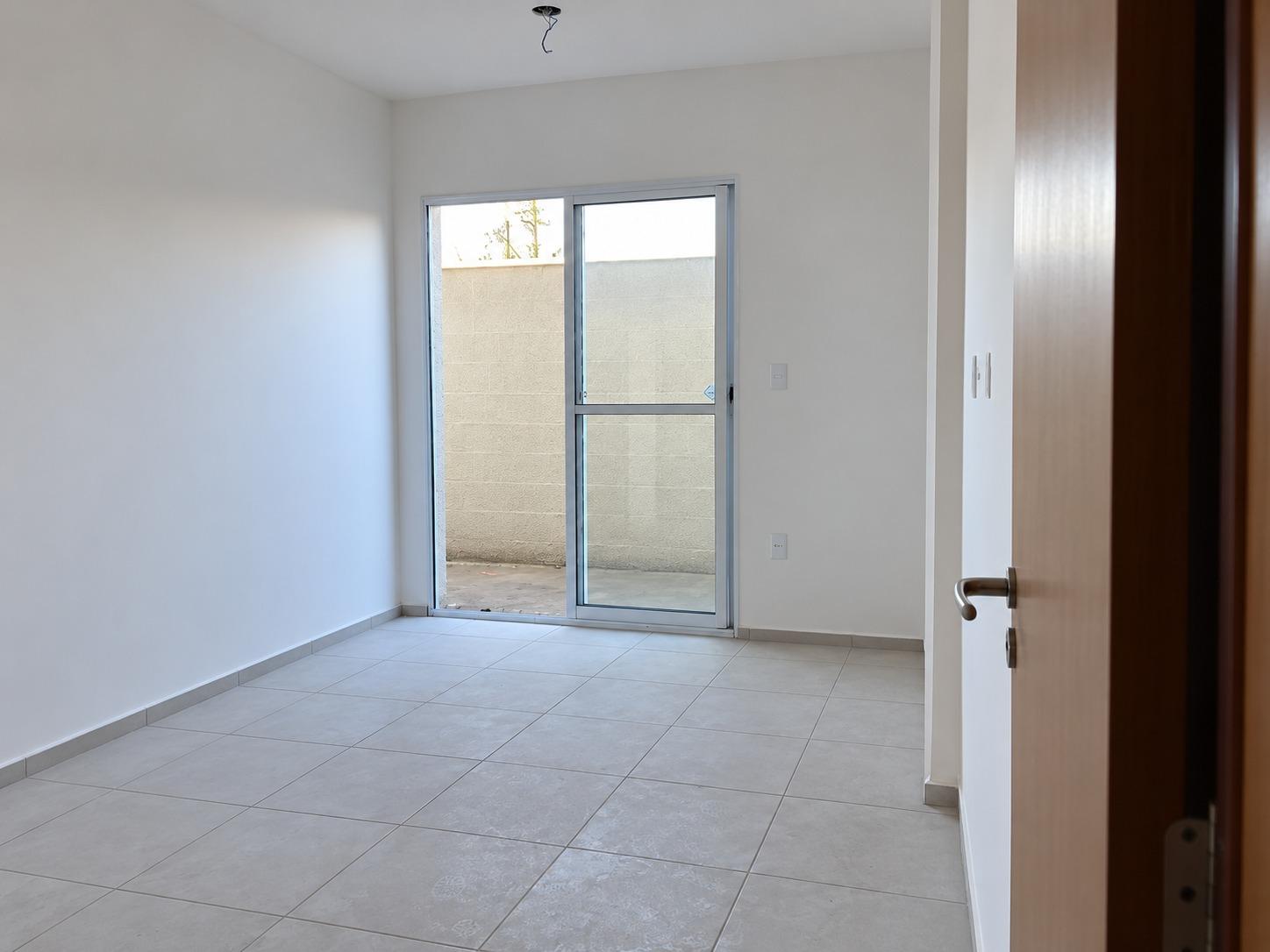 APARTAMENTO COM QUINTAL NO EDIFÍCIO THEODORE - VILA PROSPERIDADE, TAUBATÉ - 52M²