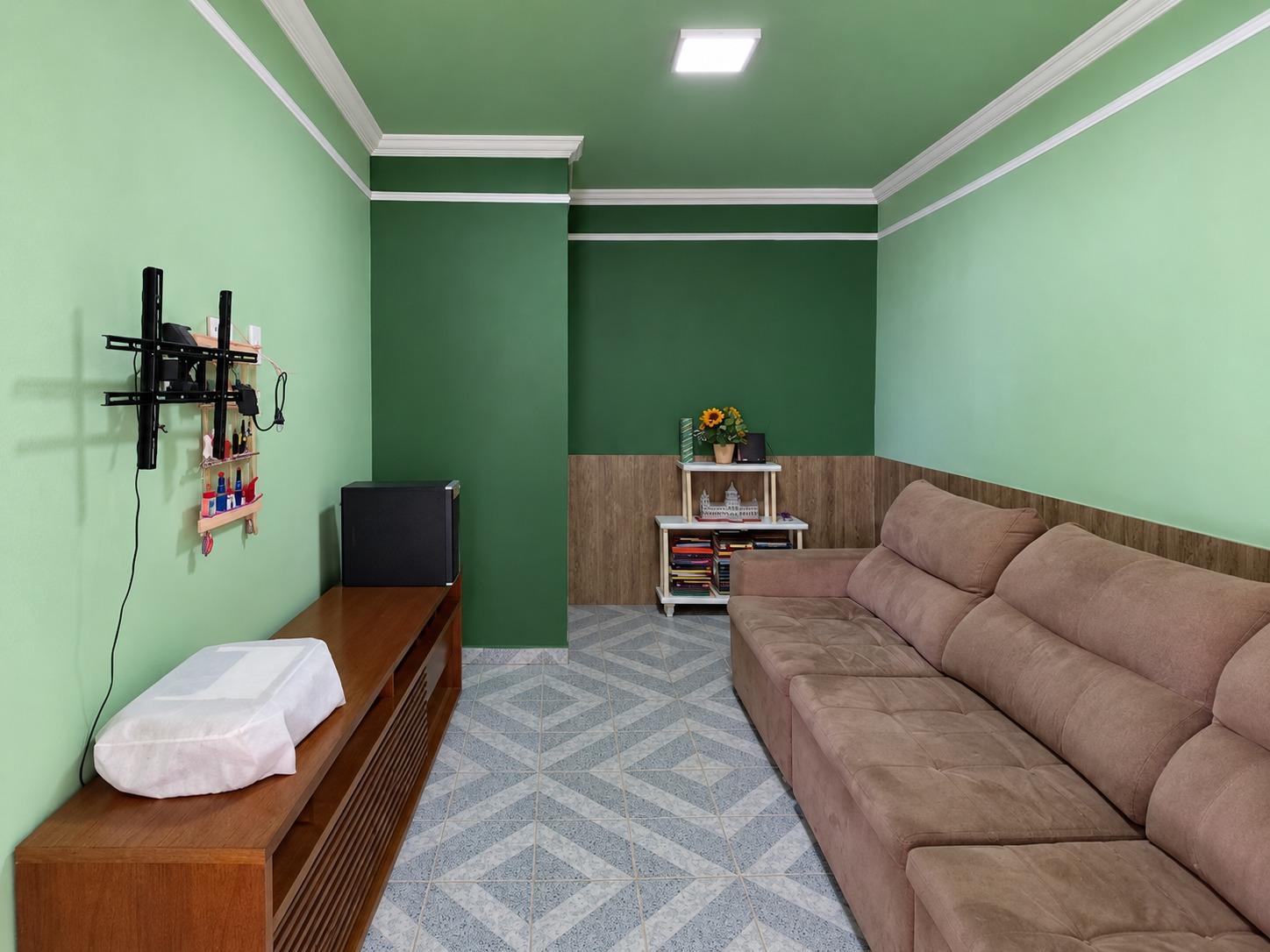 CASA COM EDÍCULA NO JARDIM GURILÂNDIA - TAUBATÉ - 152M²