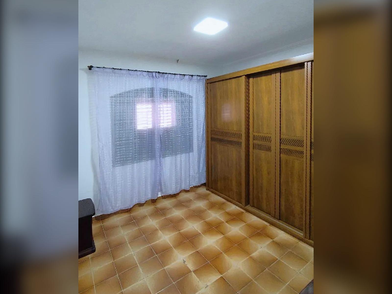 CASA COM EDÍCULA NO JARDIM GURILÂNDIA - TAUBATÉ - 152M²