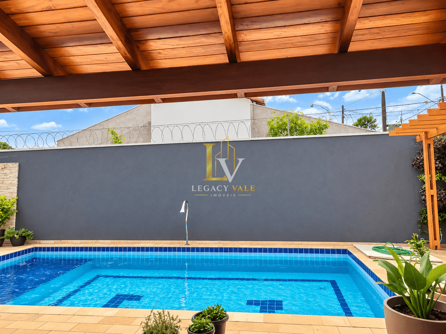 SOBRADO NO JARDIM AMÉRICA - TAUBATÉ - 311M²