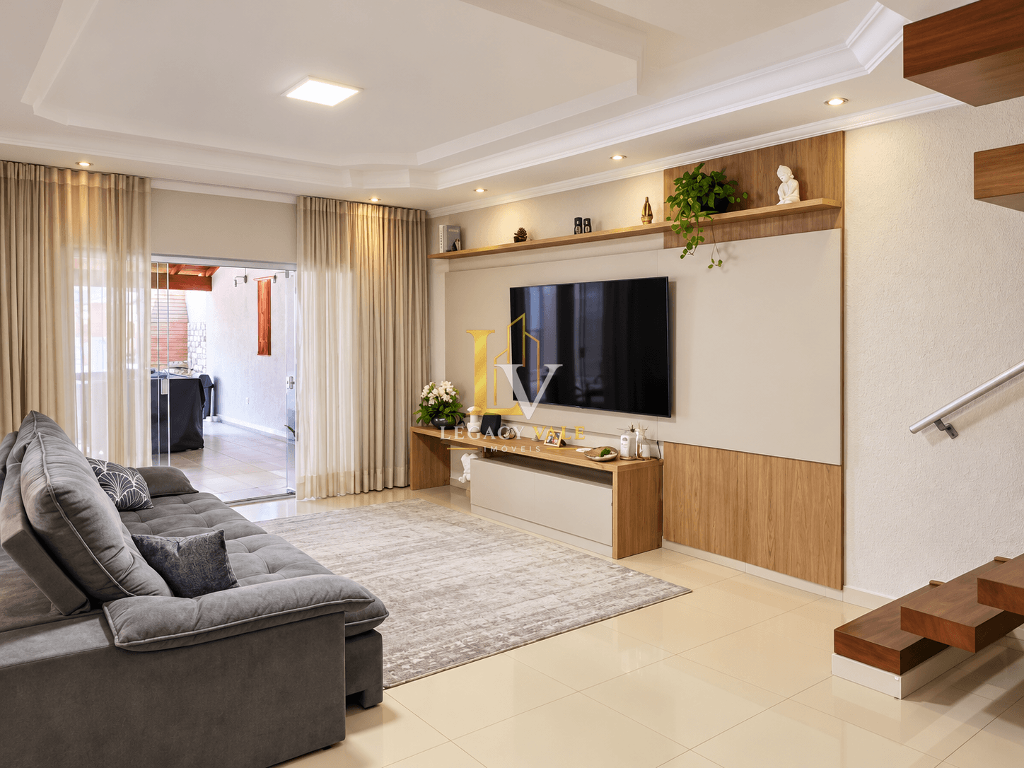 SOBRADO NO JARDIM AMÉRICA - TAUBATÉ - 311M²