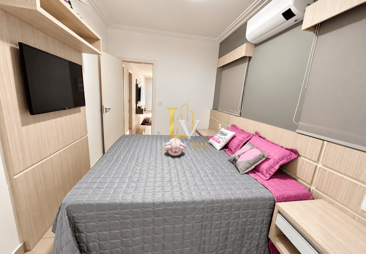 CASA A VENDA - VILLAGIO FLORES - 131m2