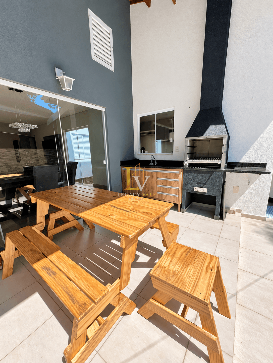 CASA A VENDA - VILLAGIO FLORES - 131m2