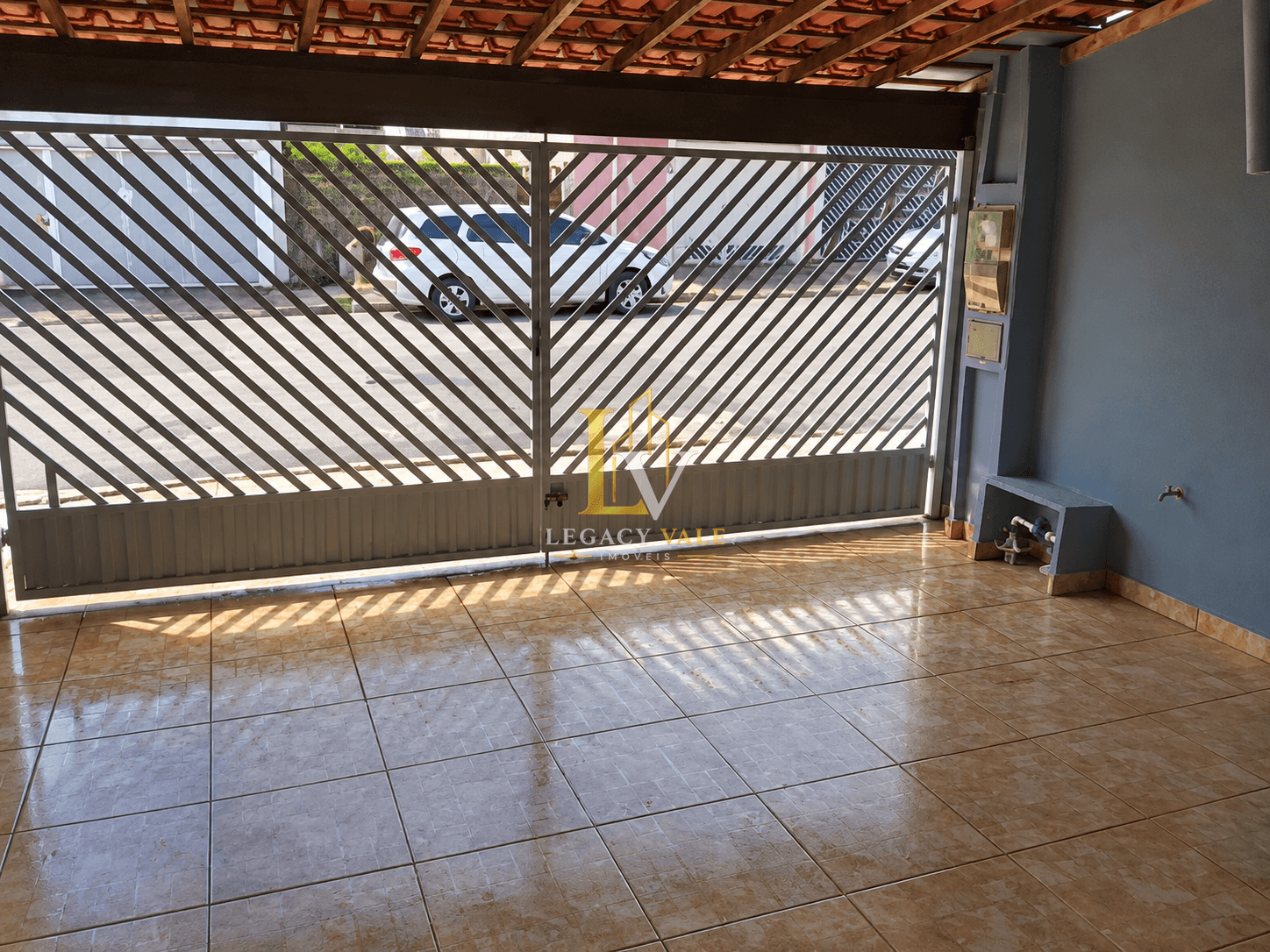 CASA TÉRREA NO RESIDENCIAL SAN MARINO - TAUBATÉ - 128M²