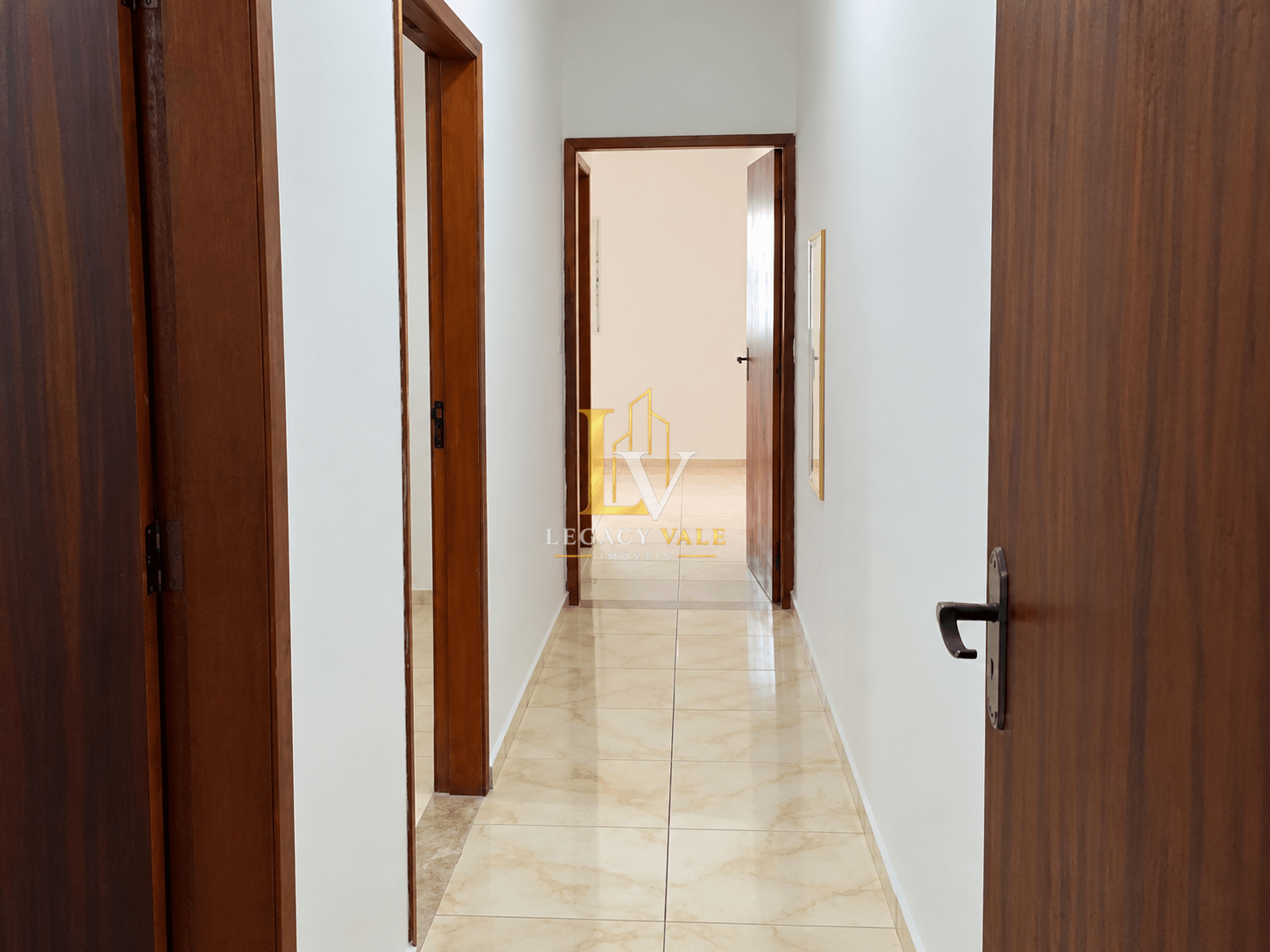 CASA TÉRREA NO RESIDENCIAL SAN MARINO - TAUBATÉ - 128M²