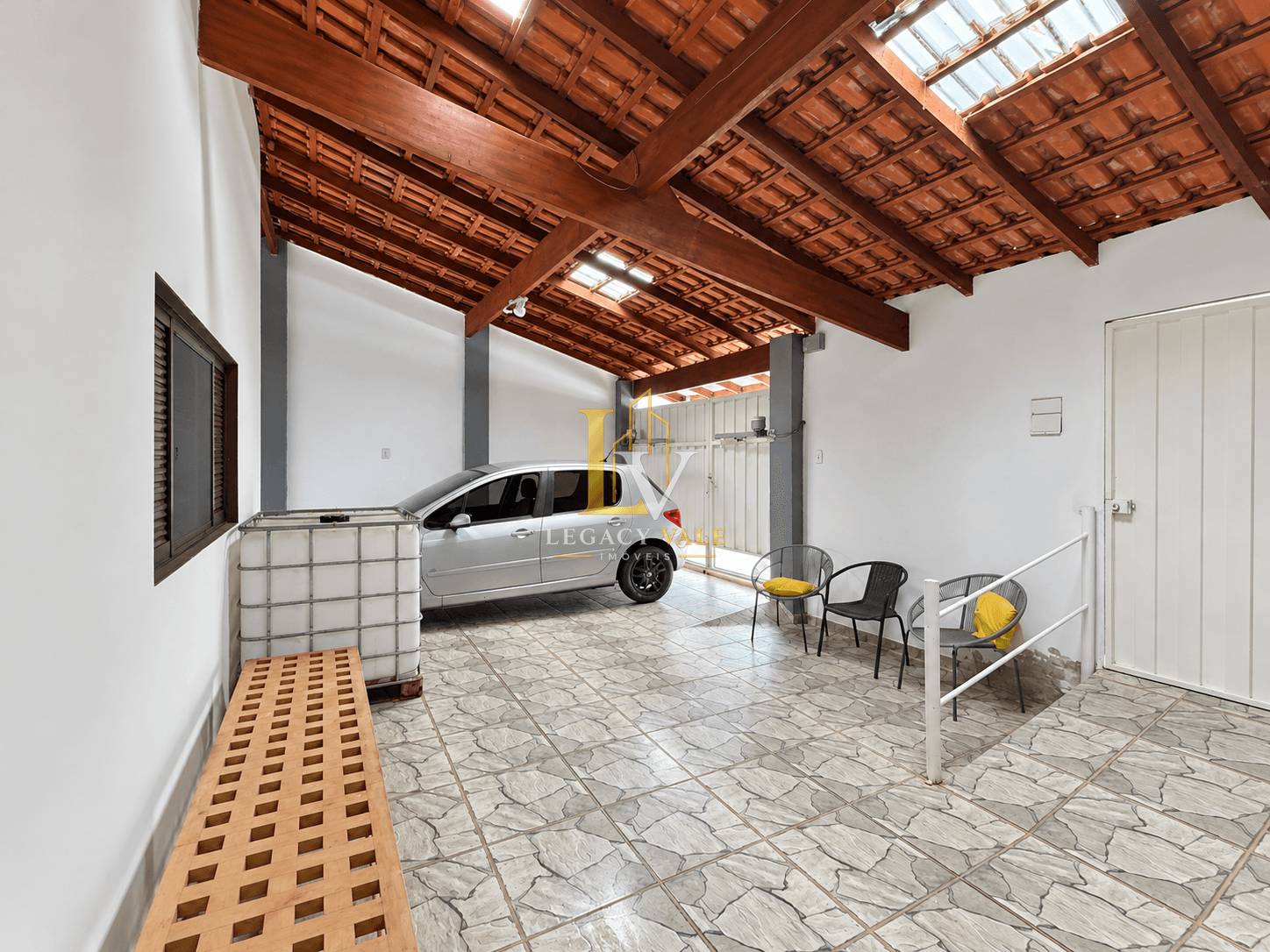 CASA NO PARQUE SENHOR DO BONFIM - TAUBATÉ - 198M² - TERRENO 640M²