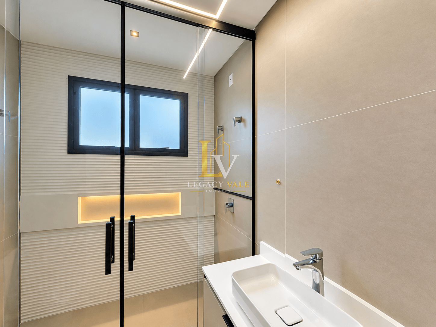 CASA A VENDA TAUBATÉ - OUROVILLE - 182m2