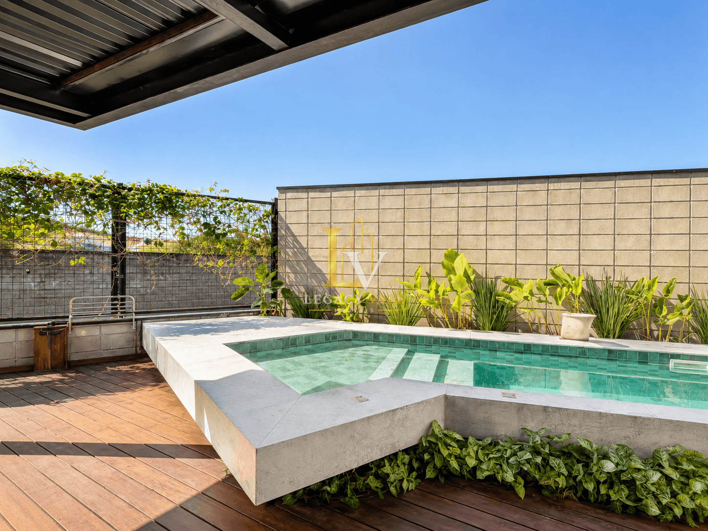 CASA À VENDA NO CONDOMÍNIO ECOPARK BOURBON - CAÇAPAVA - 260M²