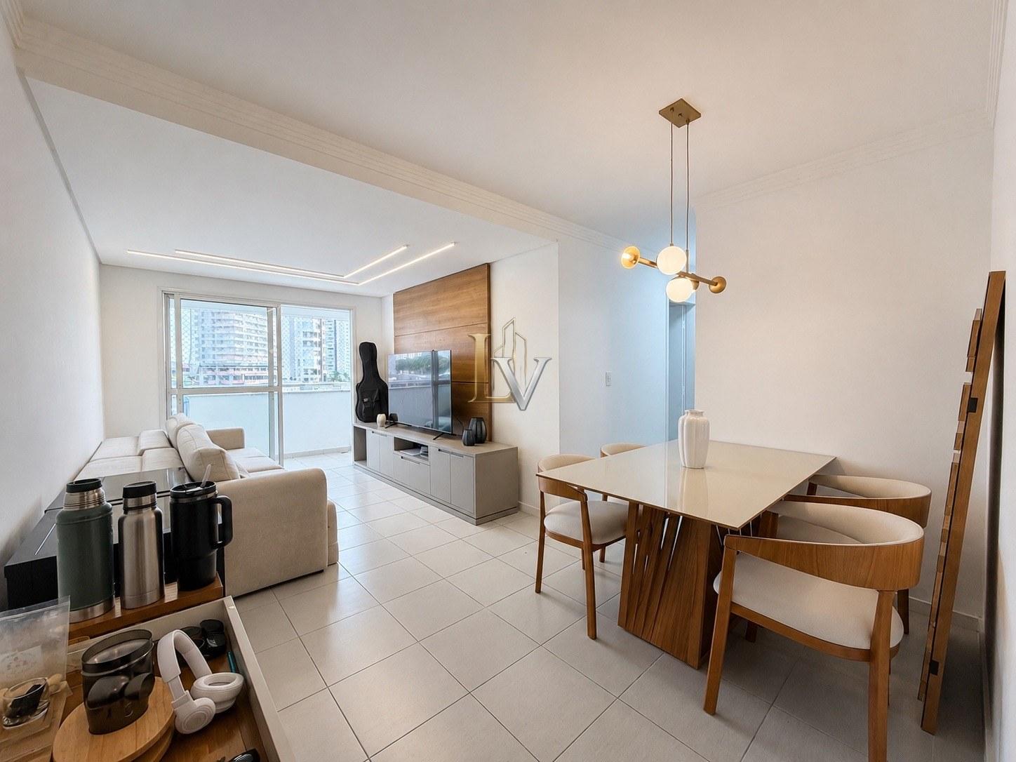 APARTAMENTO A VENDA - BOSQUE FAMBOYANT - 81m2